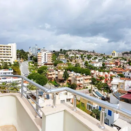 Penthouse Near Aegean Sea شقة كوشاداسيه