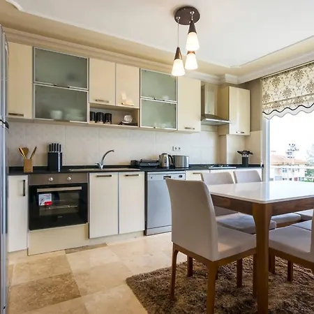 شقة Penthouse Near Aegean Sea كوشاداسيه